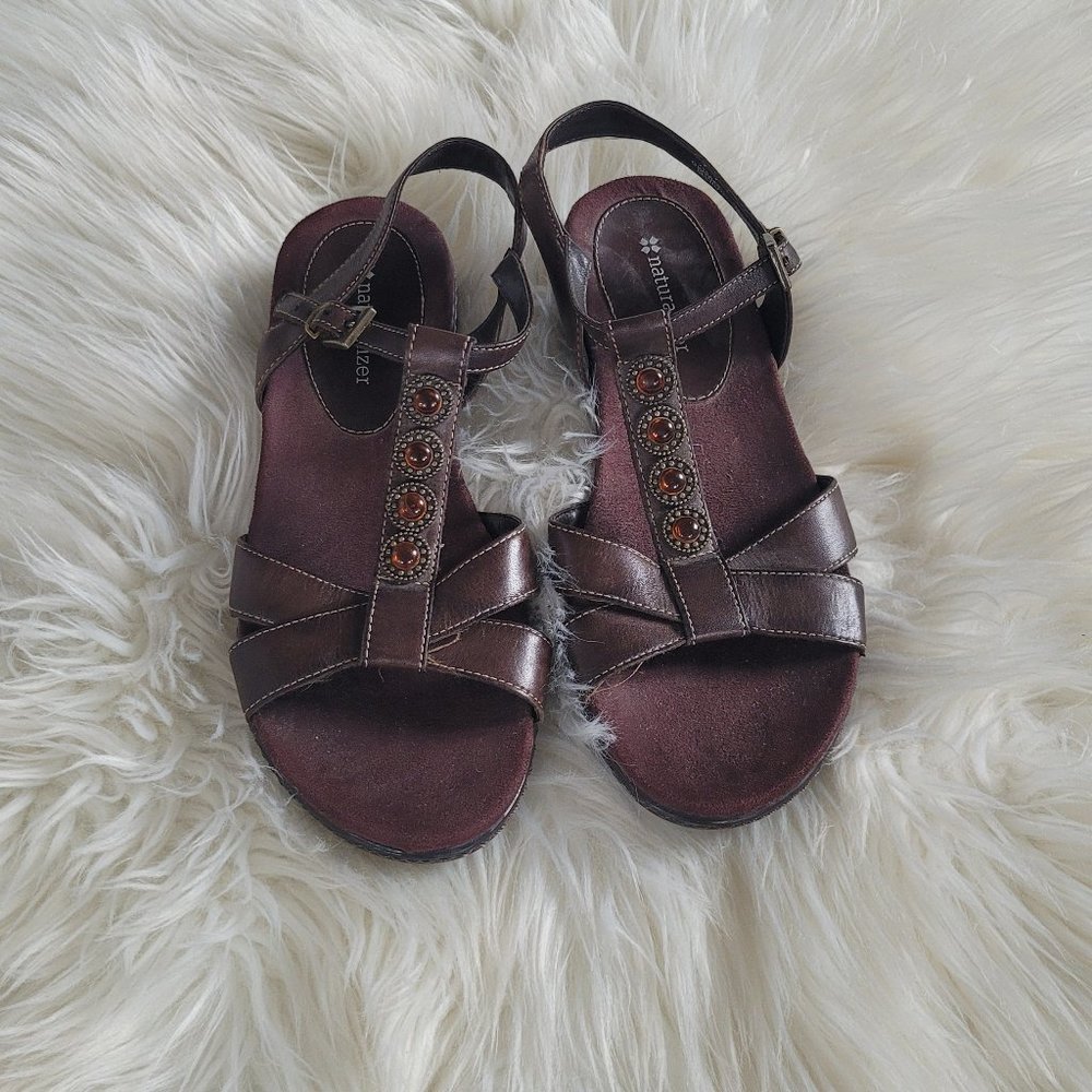 Naturalizer Brown Upper Leather Gem Details Buckle T-Strappy Sandal Shoes S60-6W